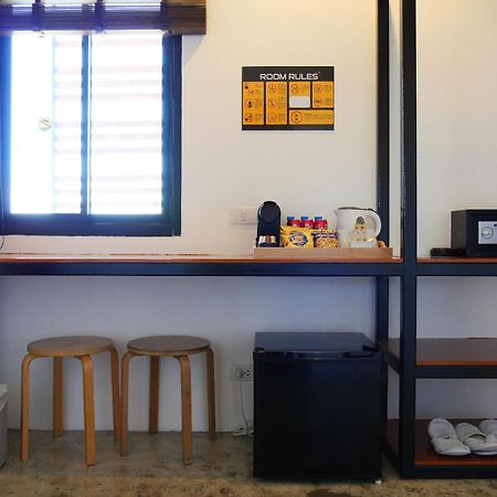 Book A Bed Poshtel - Sha Plus Phuket Bagian luar foto