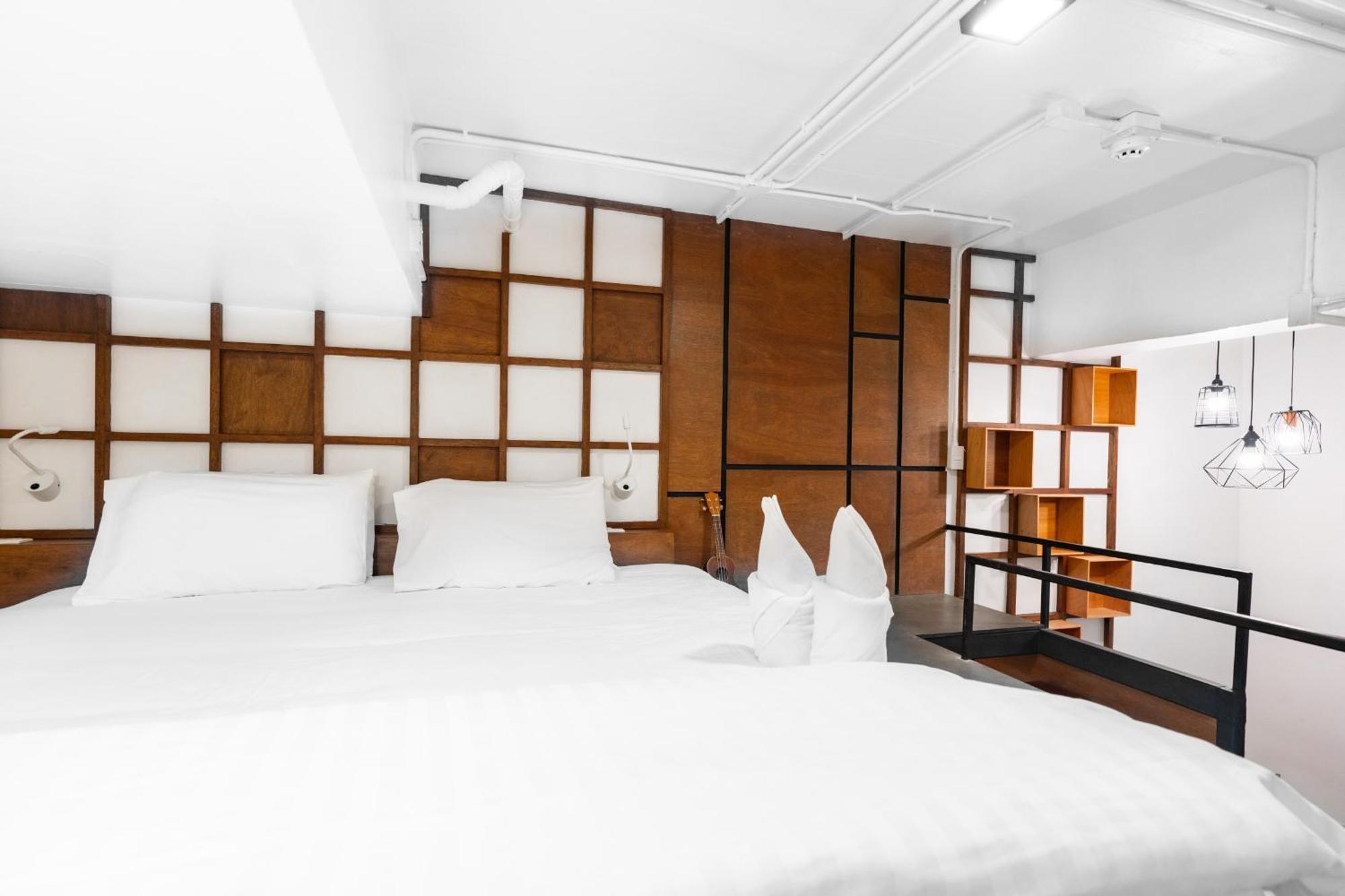 Book A Bed Poshtel - Sha Plus Phuket Bagian luar foto