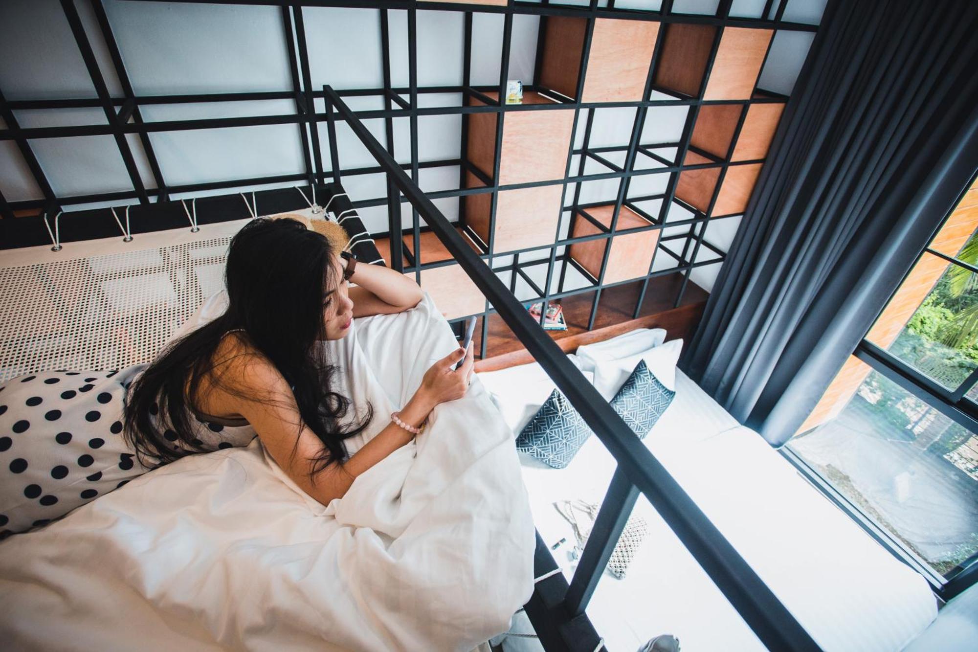 Book A Bed Poshtel - Sha Plus Phuket Bagian luar foto