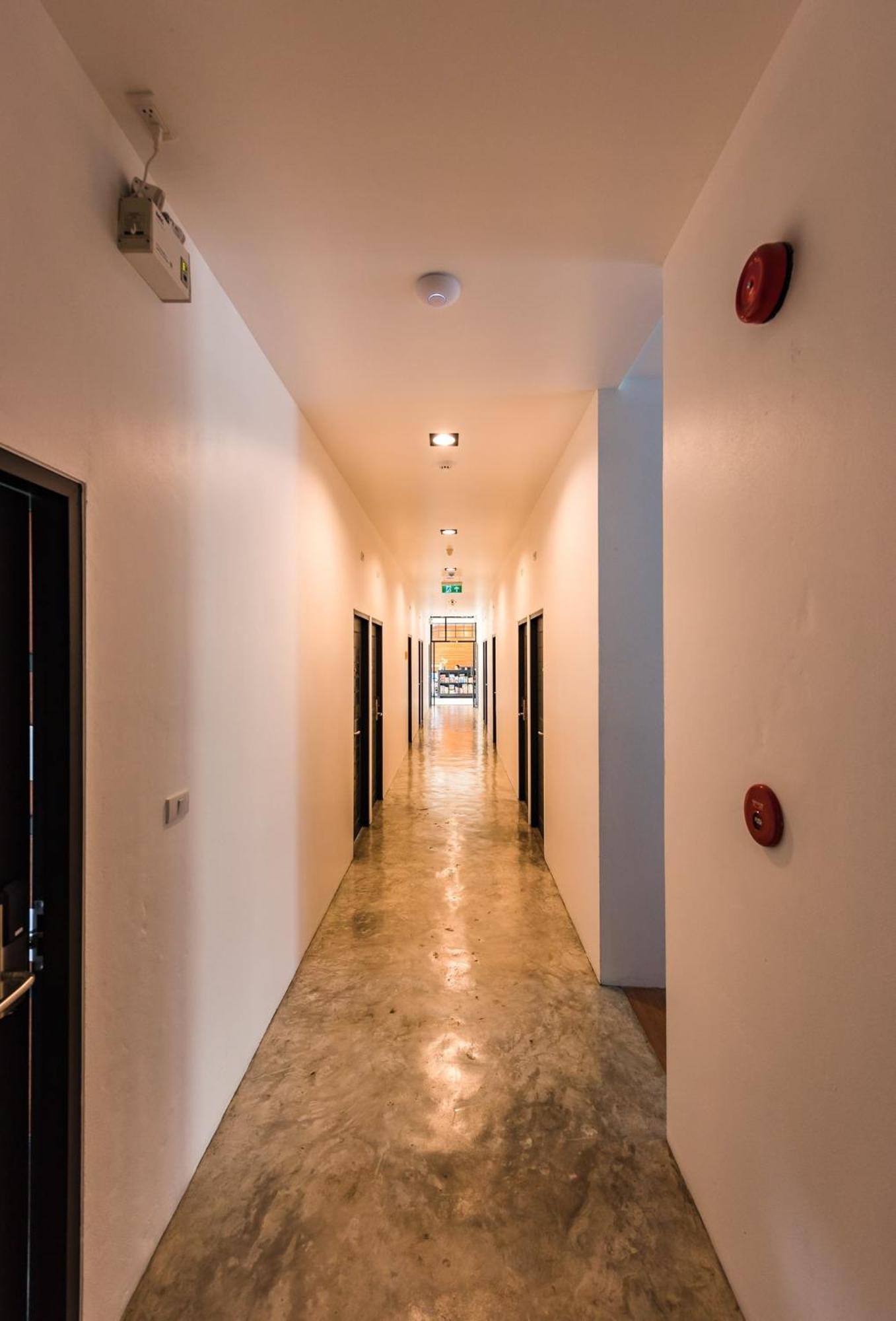 Book A Bed Poshtel - Sha Plus Phuket Bagian luar foto