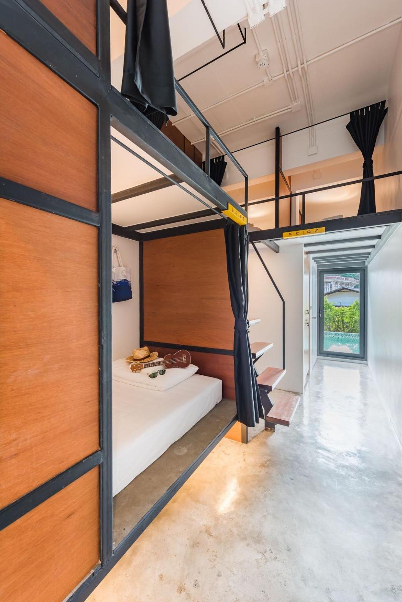 Book A Bed Poshtel - Sha Plus Phuket Bagian luar foto