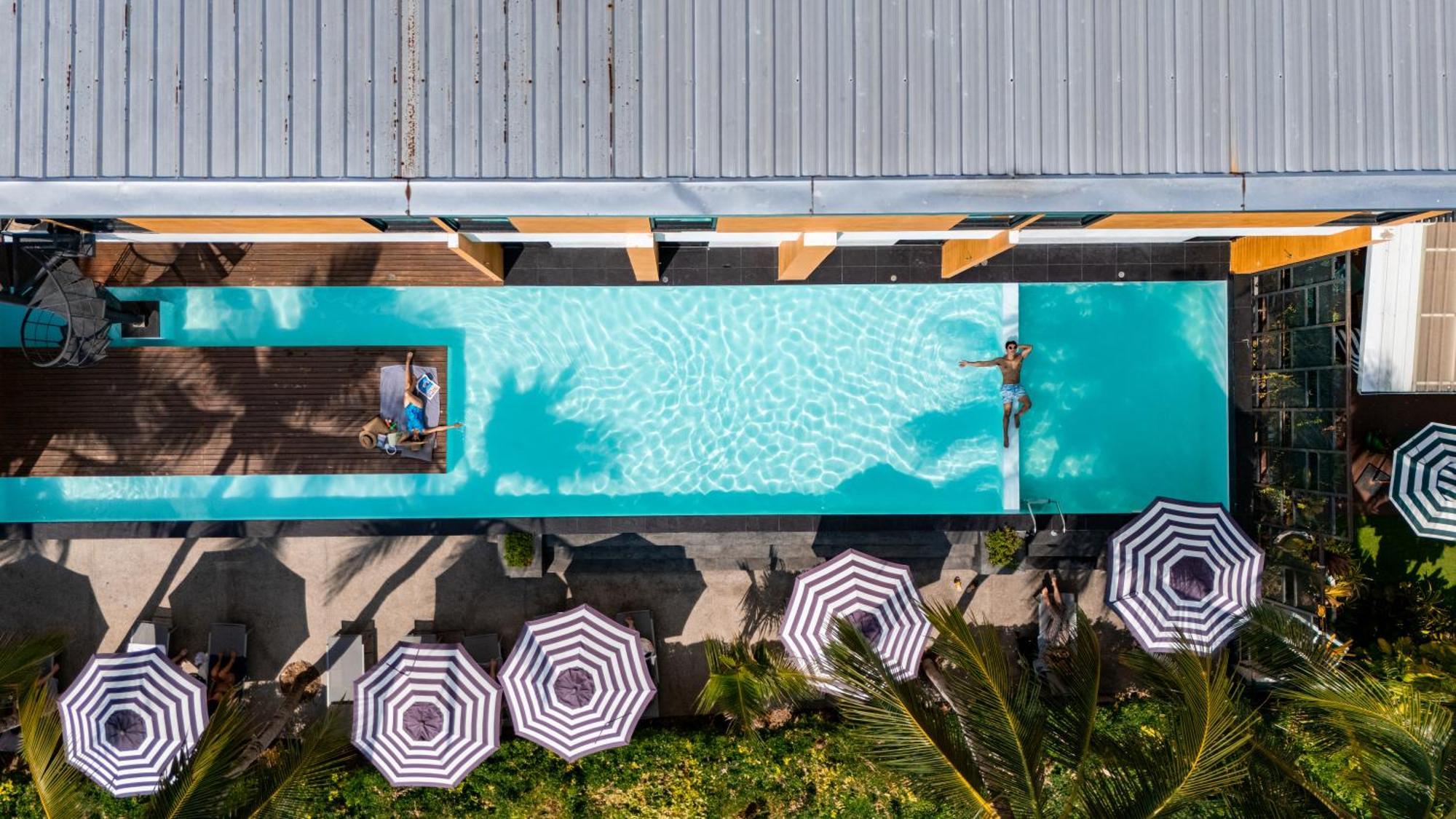 Book A Bed Poshtel - Sha Plus Phuket Bagian luar foto