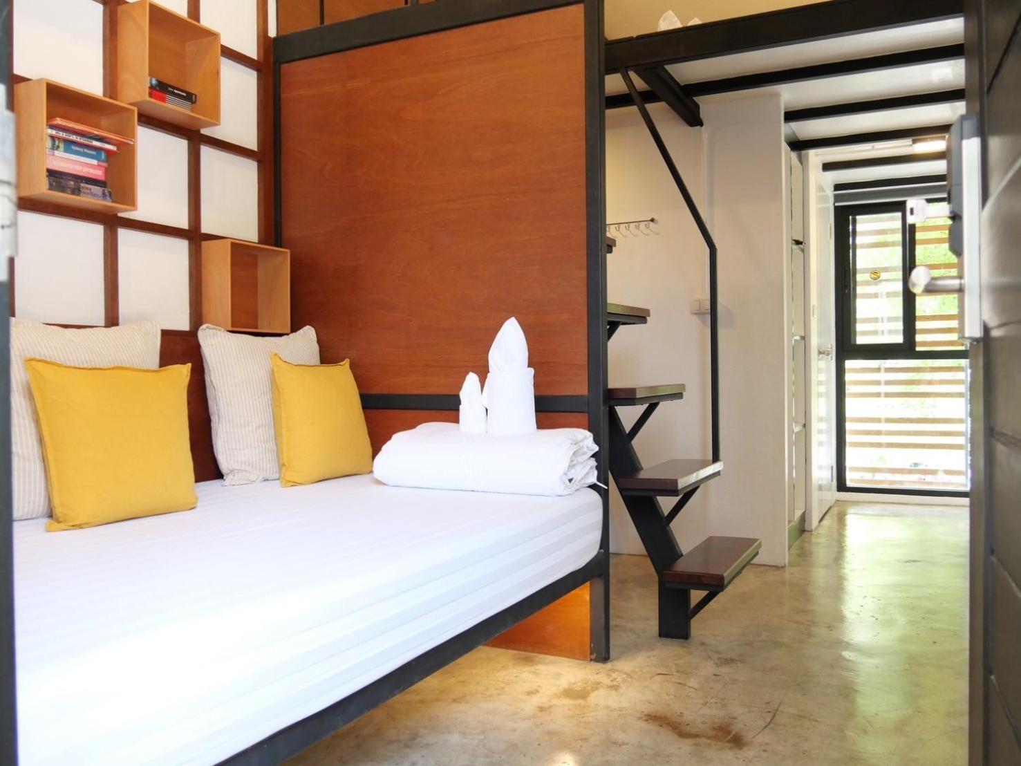 Book A Bed Poshtel - Sha Plus Phuket Bagian luar foto