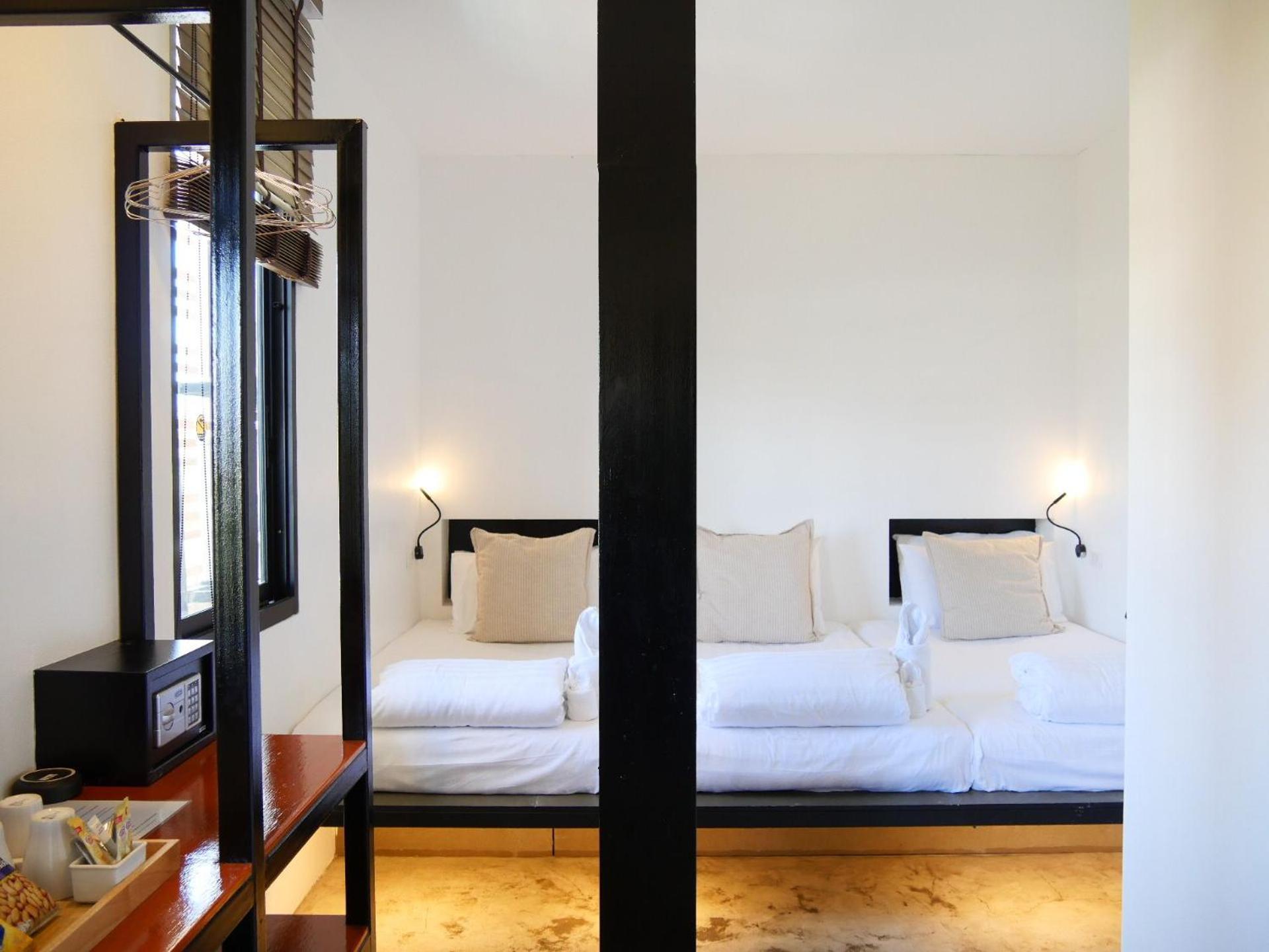 Book A Bed Poshtel - Sha Plus Phuket Bagian luar foto