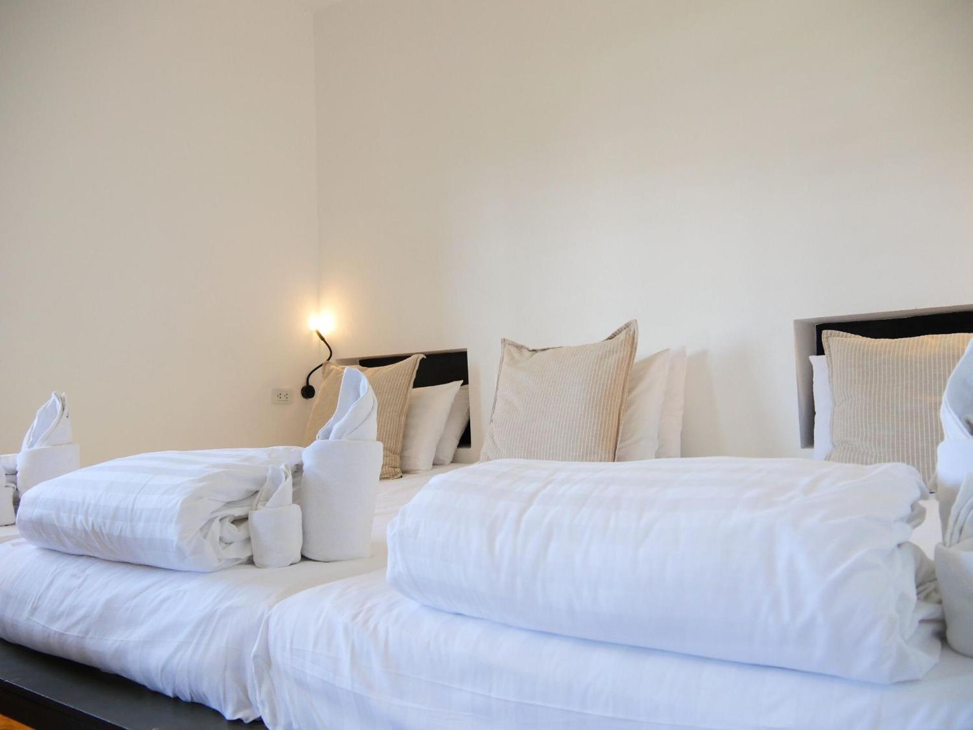 Book A Bed Poshtel - Sha Plus Phuket Bagian luar foto